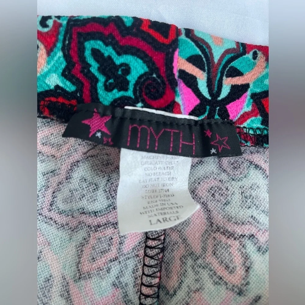 Vibrant Patterned Leggings - Picture 6 of 6